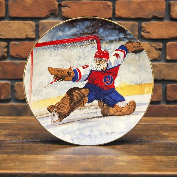 Vintage Glen Green Hockey Goalie Collector Plate, Sports Memorabilia - Picture 2 of 5